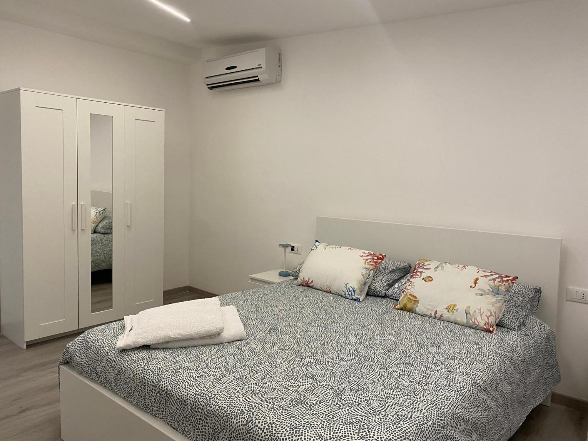 Rarihouse Villa เอากุสตา ภายนอก รูปภาพ
