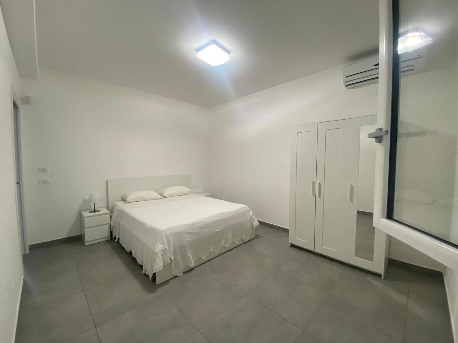 Rarihouse Villa เอากุสตา ภายนอก รูปภาพ